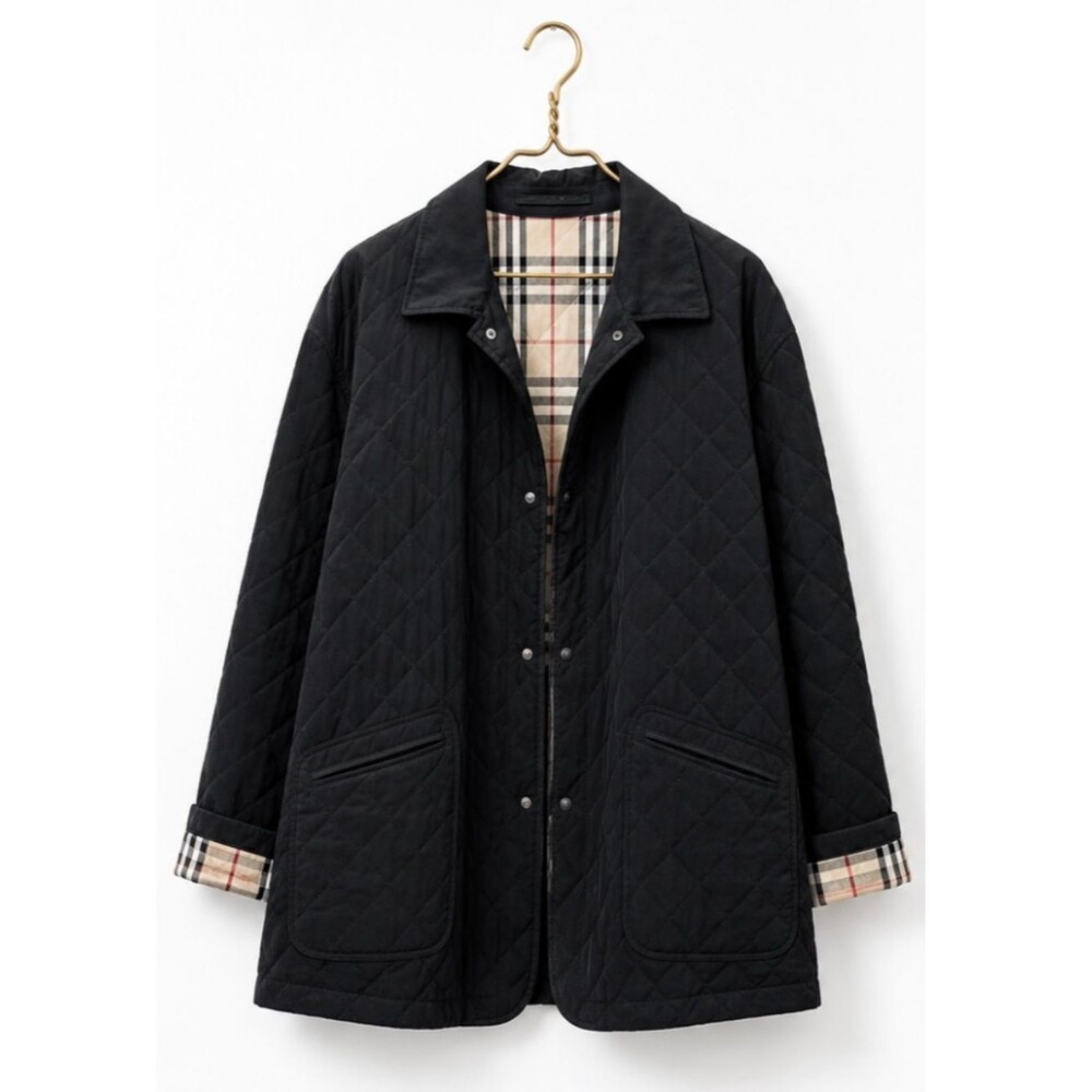 ✨ Burberry Diamond Quilted Jacket ✨